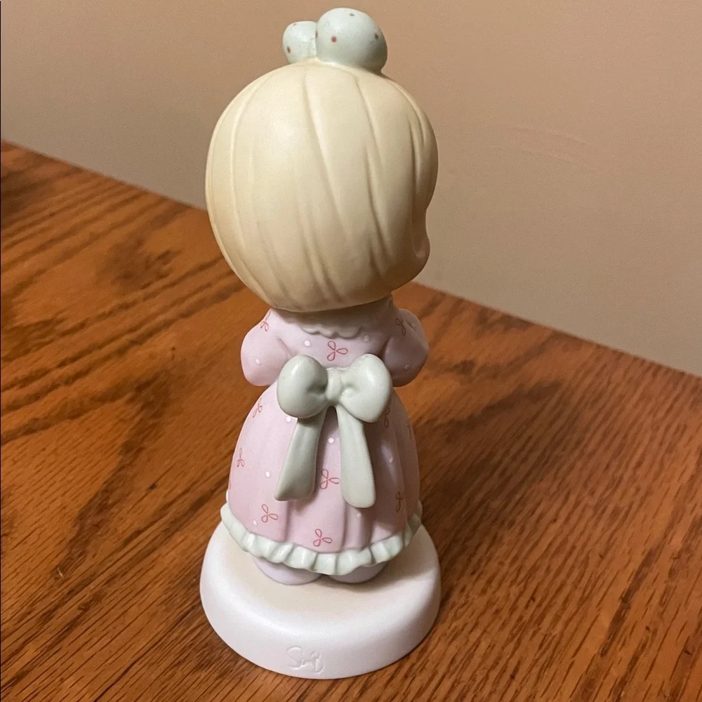 Precious Moments Figurine “Confirmed in the Lord”